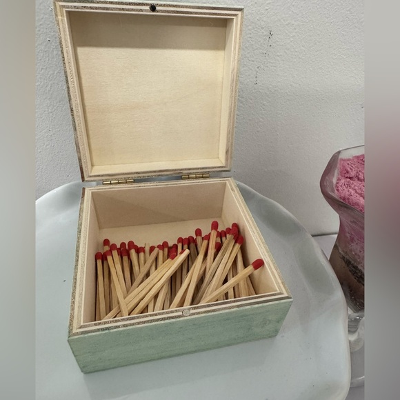 Flower garden match box gift set - Picture 4 of 4